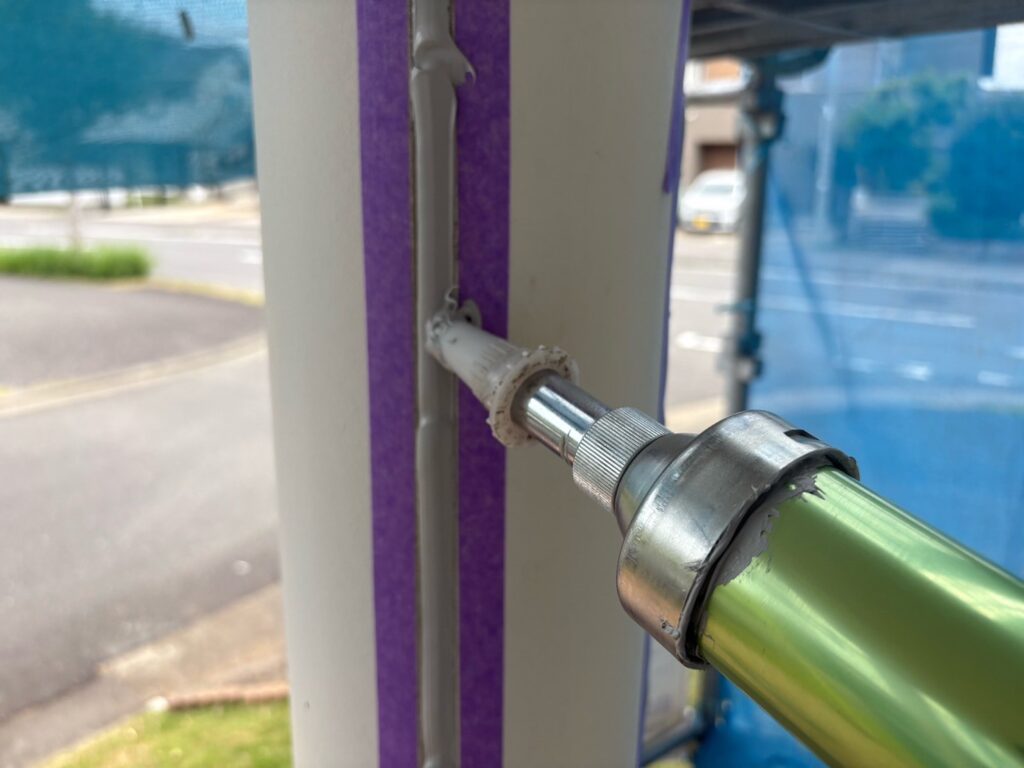 コーキング打ち込み